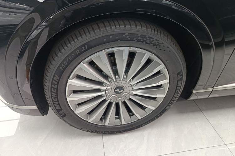 Used ONVO Luxeed L90 2025 Model—Max Six-Seater Version Exterior 4