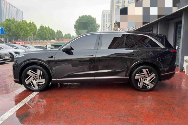 Used ONVO Luxeed L90 2025 Model—Pro Six-Seater Version Exterior 4