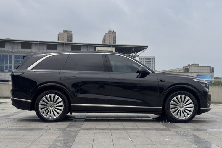 Used ONVO Luxeed L90 2025 Model—Max Six-Seater Version Exterior 4