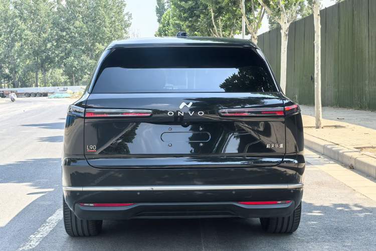 Used ONVO Luxeed L90 2025 Model—Ultra Six-Seater Version Exterior 5