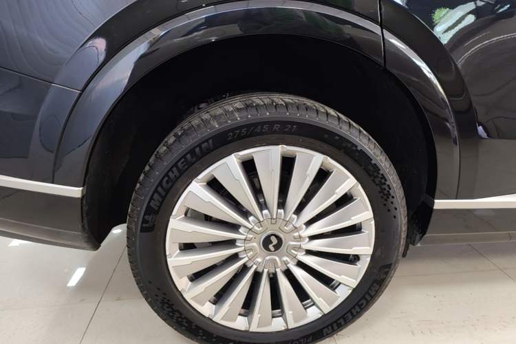 Used ONVO Luxeed L90 2025 Model—Max Six-Seater Version Exterior 5