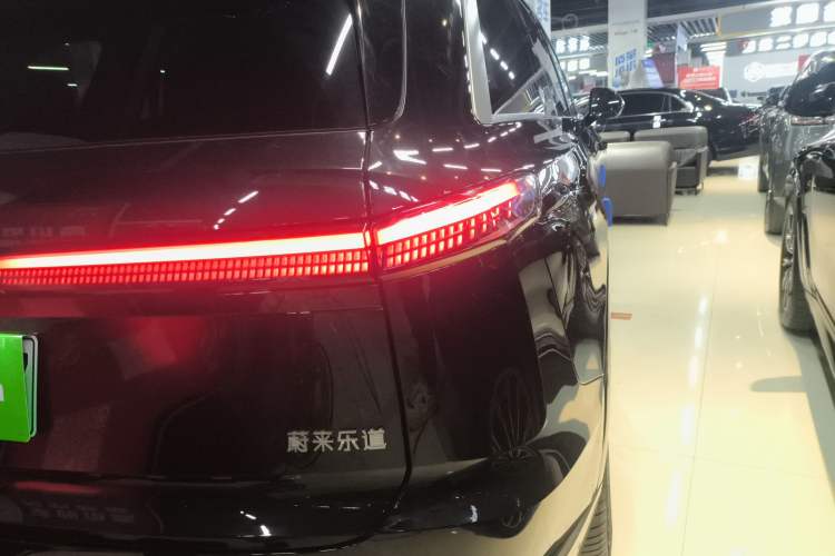 Used ONVO Luxeed L90 2025 Model—Max Six-Seater Version Exterior 6