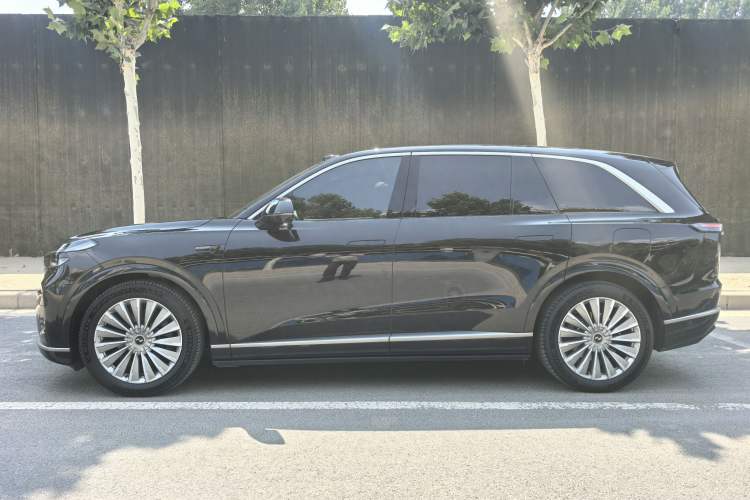 Used ONVO Luxeed L90 2025 Model—Ultra Six-Seater Version Exterior 7