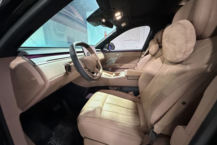 Used ONVO Luxeed L90 2025 Model—Max Six-Seater Version Exterior 9