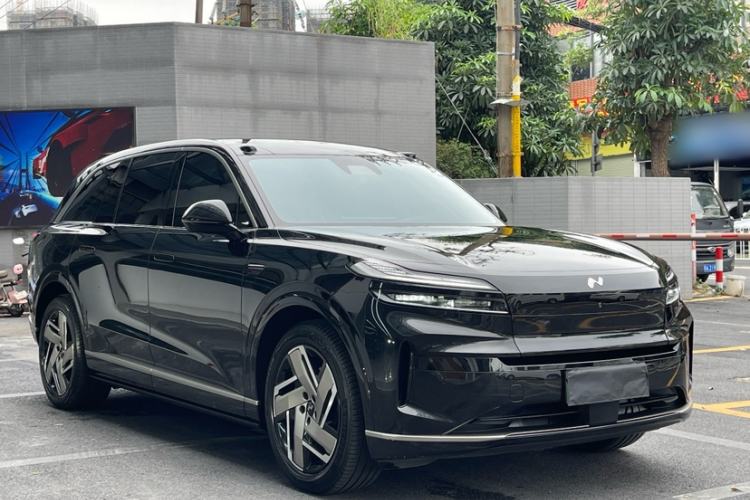 Used ONVO Luxeed L90 2025 Model—Max Seven-Seater Version Exterior 9