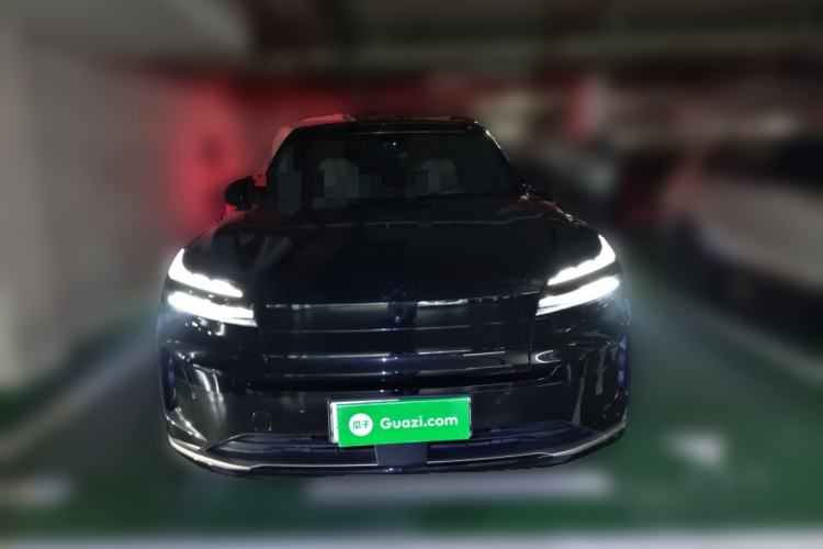 Used ONVO Luxeed L90 2025 Model—Ultra Six-Seater Version Front