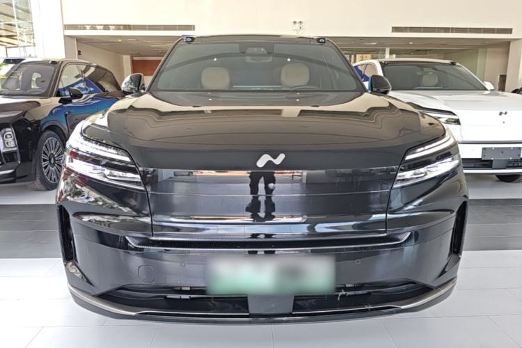 Used ONVO Luxeed L90 2025 Model—Ultra Six-Seater Version Front