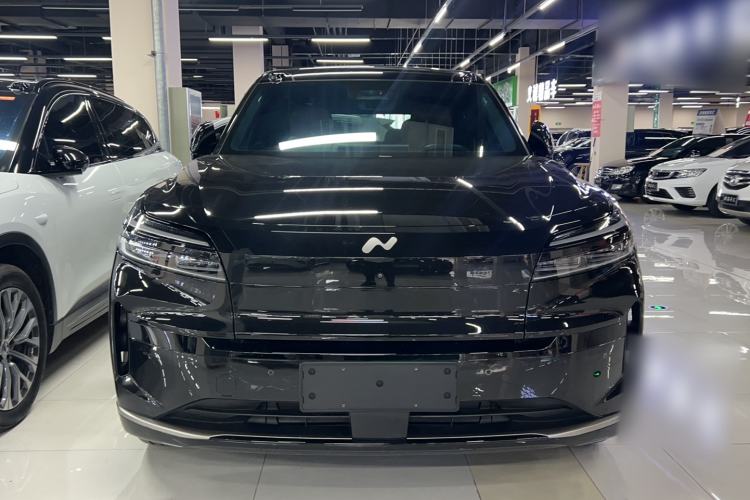 Used ONVO Luxeed L90 2025 Model—Max Six-Seater Version Front