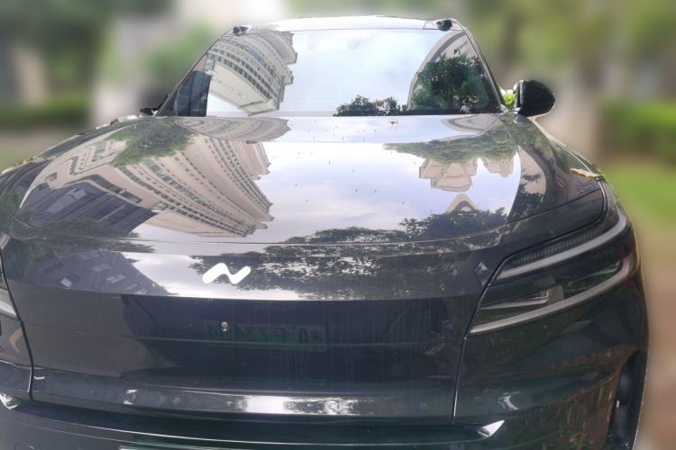 Used ONVO Luxeed L90 2025 Model—Ultra Six-Seater Version Front