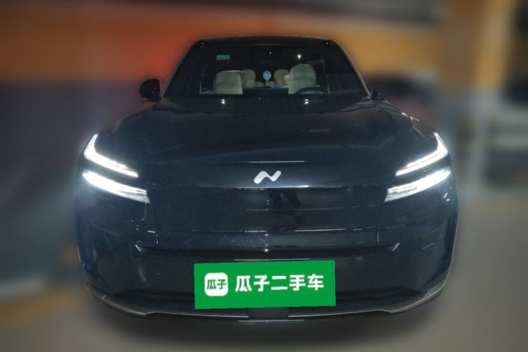 Used ONVO Luxeed L90 2025 Model—Max Six-Seater Version Front