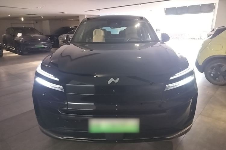 Used ONVO Luxeed L90 2025 Model—Max Six-Seater Version Front