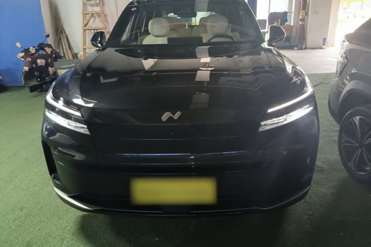 Used ONVO Luxeed L90 2025 Model—Max Six-Seater Version Front