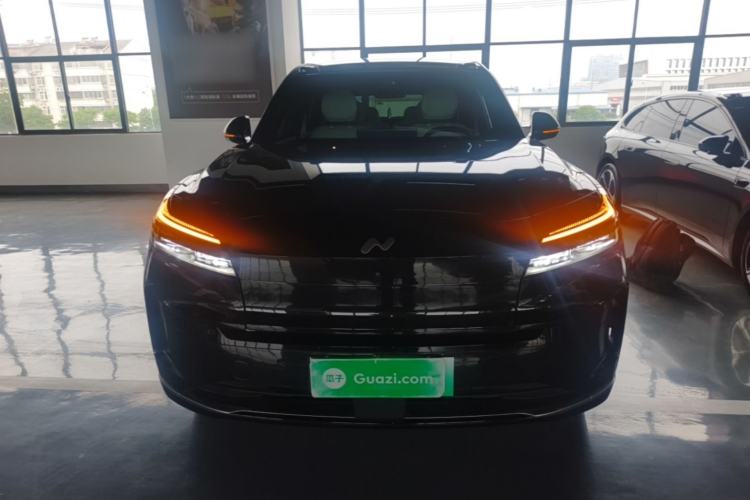 Used ONVO Luxeed L90 2025 Model—Max Six-Seater Version Front