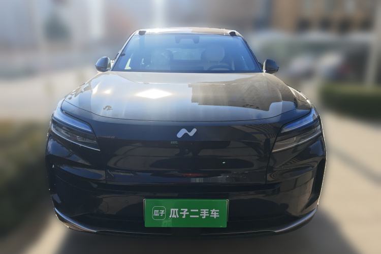 Used ONVO Luxeed L90 2025 Model—Max Six-Seater Version Front