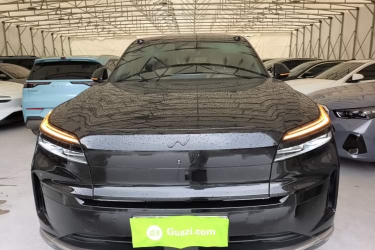 Used ONVO Luxeed L90 2025 Model Max Six-Seater 60-degree Battery Edition Front
