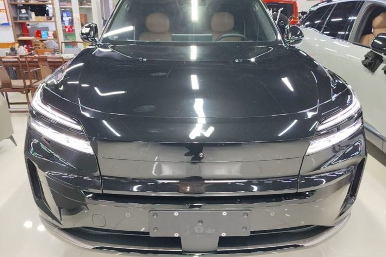 Used ONVO Luxeed L90 2025 Model—Ultra Six-Seater Version Front