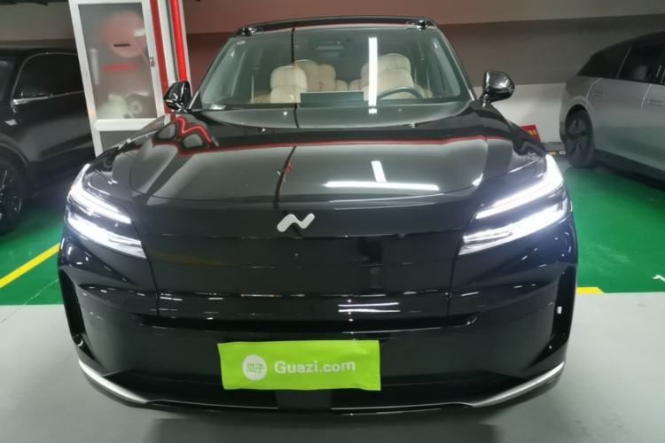 Used ONVO Luxeed L90 2025 Model—Ultra Six-Seater Version Front