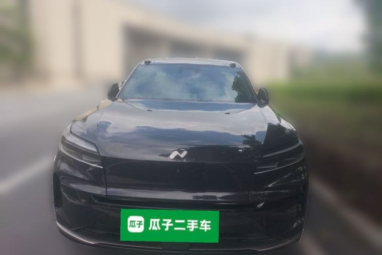 Used ONVO Luxeed L90 2025 Model—Max Six-Seater Version Front