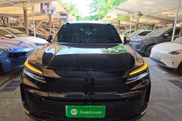 Used ONVO Luxeed L90 2025 Model—Ultra Six-Seater Version Front