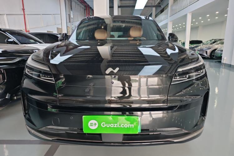 Used ONVO Luxeed L90 2025 Model—Max Six-Seater Version Front