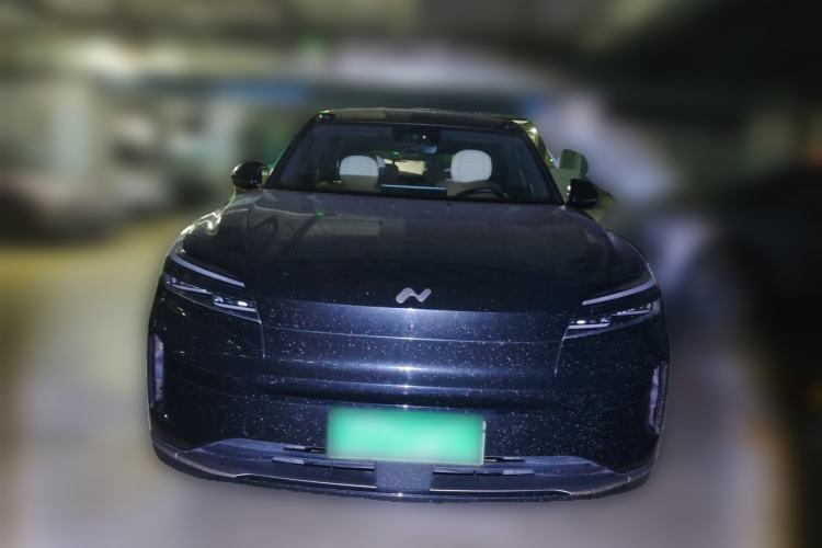 Used ONVO Luxeed L90 2025 Model—Max Six-Seater Version Front