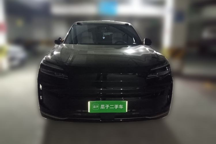 Used ONVO Luxeed L90 2025 Model—Ultra Six-Seater Version Front