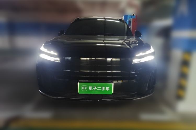 Used ONVO Luxeed L90 2025 Model—Max Six-Seater Version Front