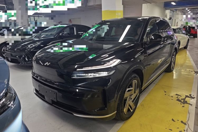 Used ONVO Luxeed L90 2025 Model—Ultra Six-Seater Version Front