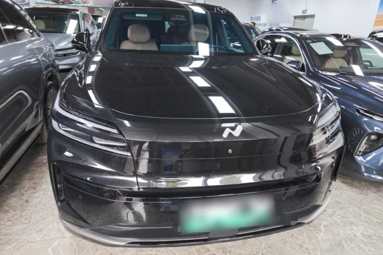 Used ONVO Luxeed L90 2025 Model—Max Six-Seater Version Front