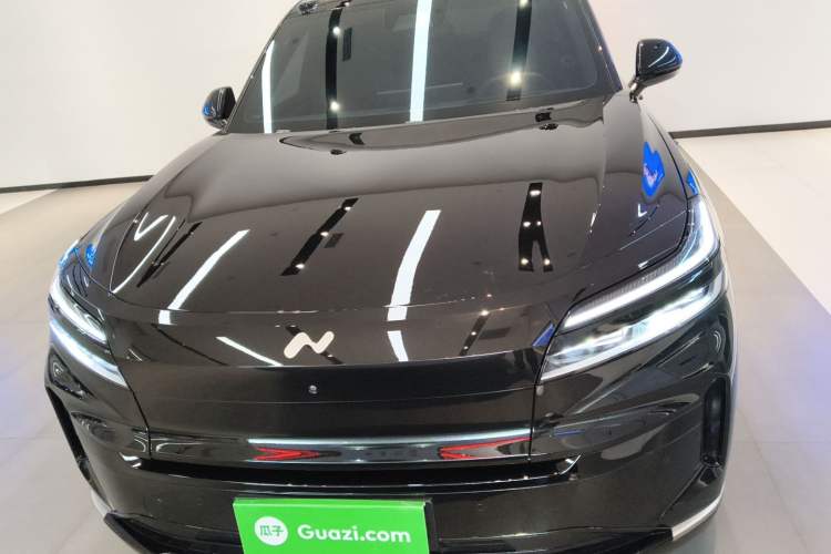 Used ONVO Luxeed L90 2025 Model—Ultra Six-Seater Version Front