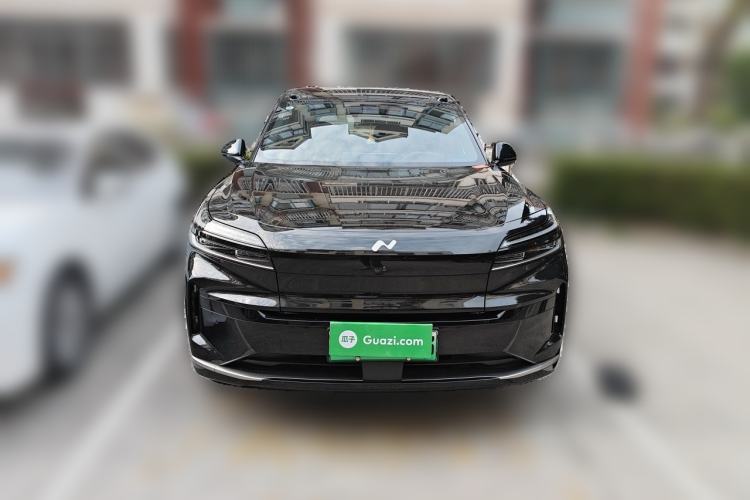 Used ONVO Luxeed L90 2025 Model—Max Six-Seater Version Front
