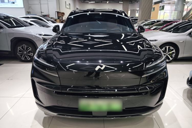 Used ONVO Luxeed L90 2025 Model—Max Six-Seater Version Front