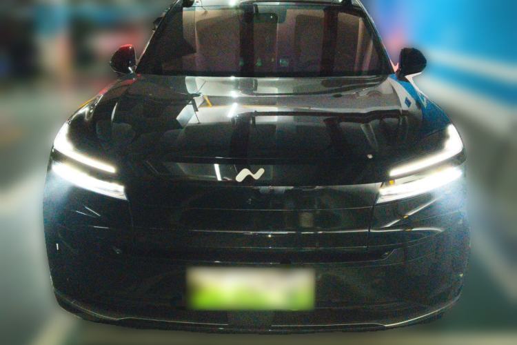 Used ONVO Luxeed L90 2025 Model—Max Six-Seater Version Front