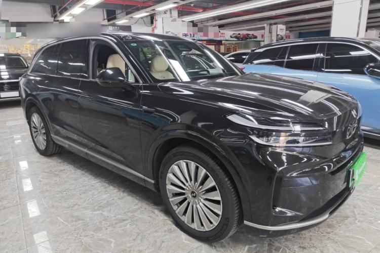 Used ONVO Luxeed L90 2025 Model Ultra Six-Seater 60-degree Battery Edition Front Right 45 Deg