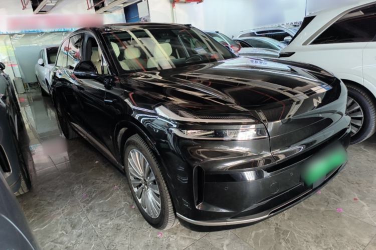 Used ONVO Luxeed L90 2025 Model—Ultra Six-Seater Version Front Right 45 Deg