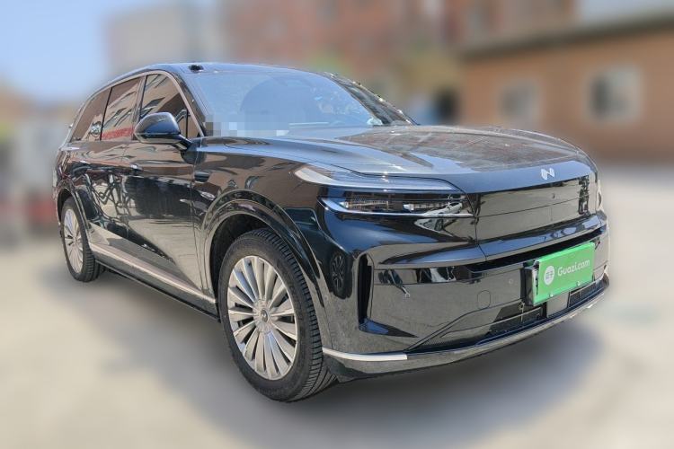 Used ONVO Luxeed L90 2025 Model—Ultra Six-Seater Version Front Right 45 Deg