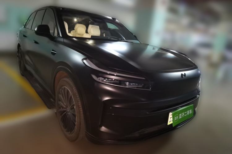 Used ONVO Luxeed L90 2025 Model—Black Knight Special Edition—Six-Seater Front Right 45 Deg