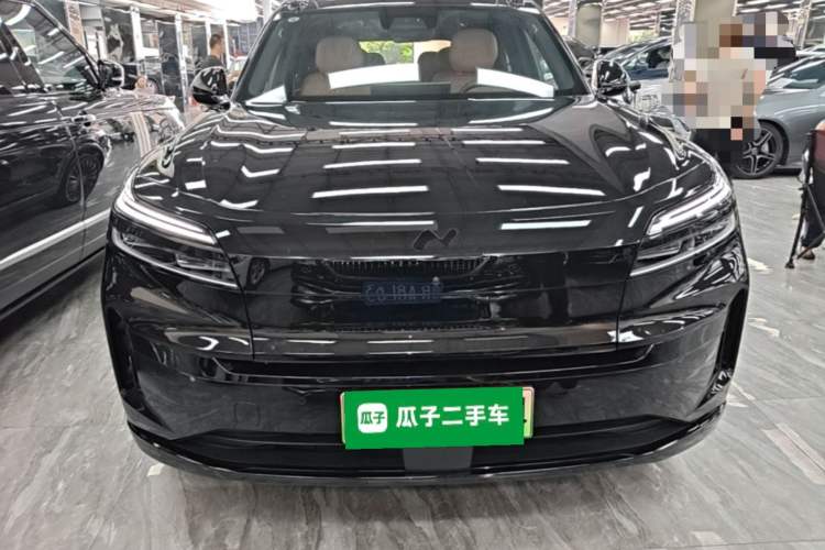 Used ONVO Luxeed L90 2025 Model—Black Knight Special Edition—Six-Seater Front