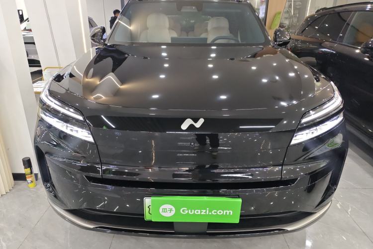 Used ONVO Luxeed L90 2025 Model—Max Six-Seater Version Front