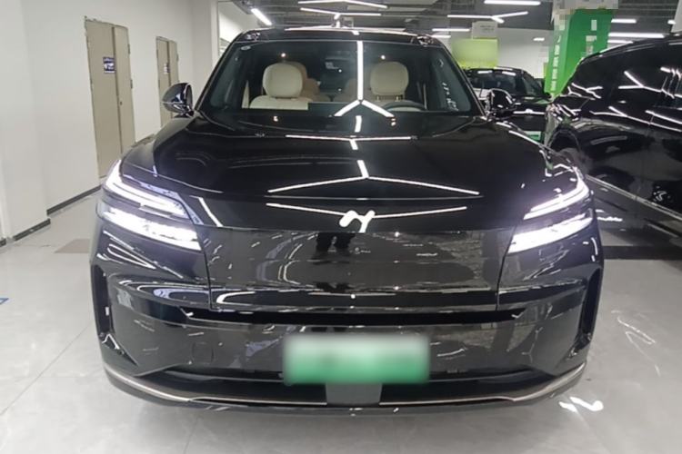 Used ONVO Luxeed L90 2025 Model—Ultra Six-Seater Version Front