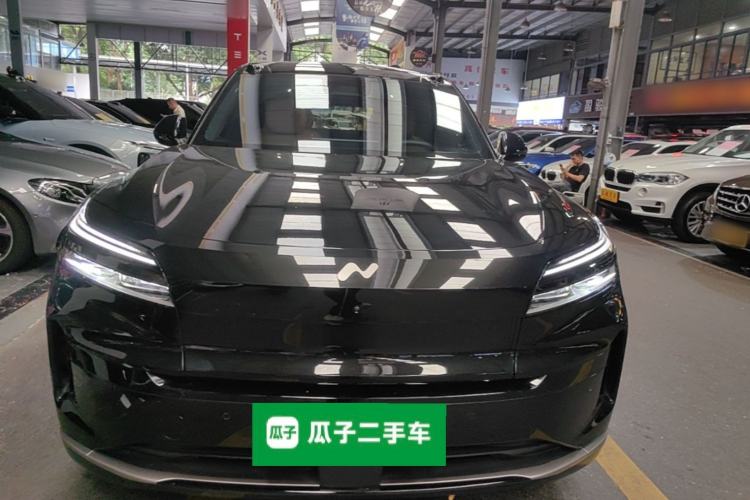 Used ONVO Luxeed L90 2025 Model—Ultra Six-Seater Version Front