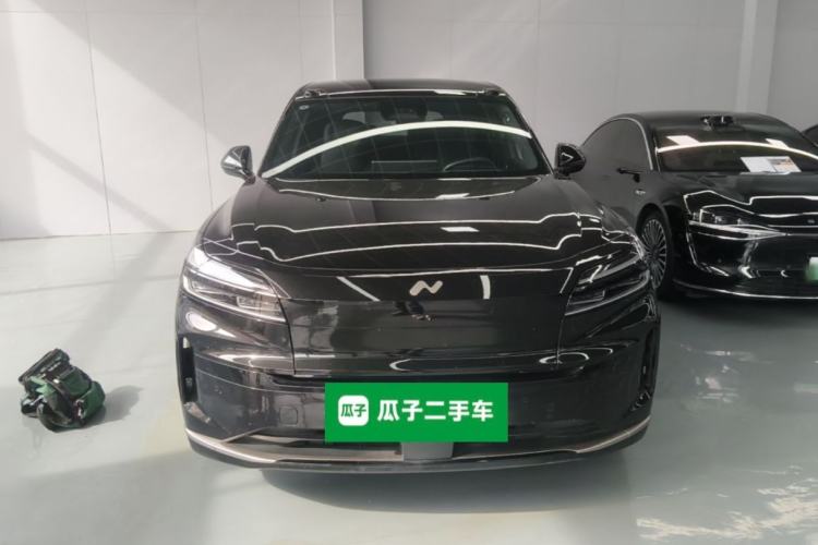 Used ONVO Luxeed L90 2025 Model—Max Six-Seater Version Front