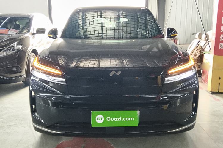 Used ONVO Luxeed L90 2025 Model—Ultra Six-Seater Version Front