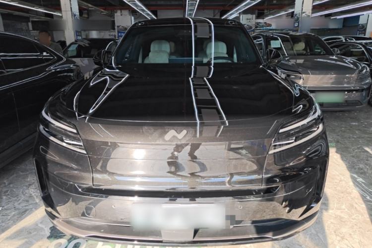 Used ONVO Luxeed L90 2025 Model—Max Six-Seater Version Front