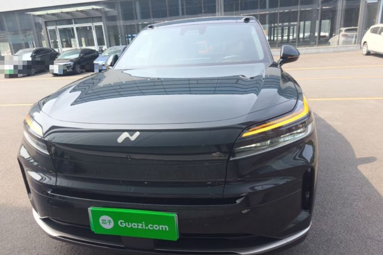 Used ONVO Luxeed L90 2025 Model—Max Six-Seater Version Front