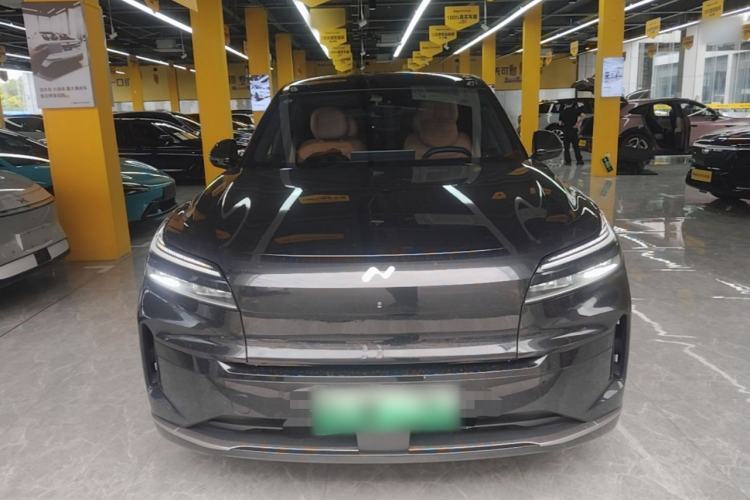Used ONVO Luxeed L90 2025 Model—Ultra Six-Seater Version Front