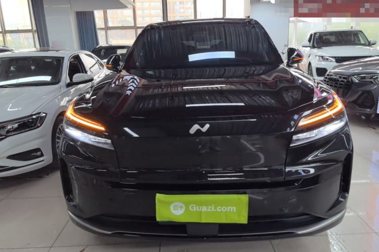 Used ONVO Luxeed L90 2025 Model—Max Six-Seater Version Front