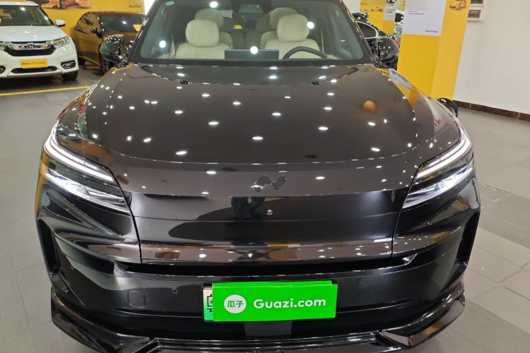 Used ONVO Luxeed L90 2025 Model—Max Six-Seater Version Front