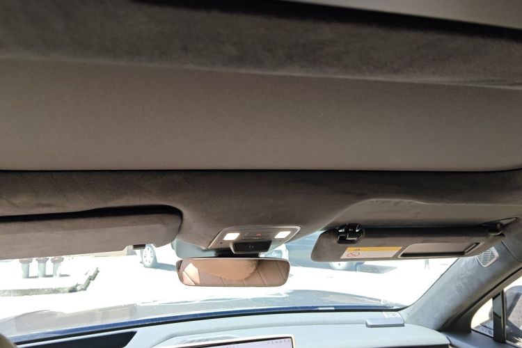 Used ONVO Luxeed L90 2025 Model—Ultra Six-Seater Version Headliner