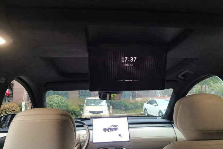 Used ONVO Luxeed L90 2025 Model—Max Six-Seater Version Headliner